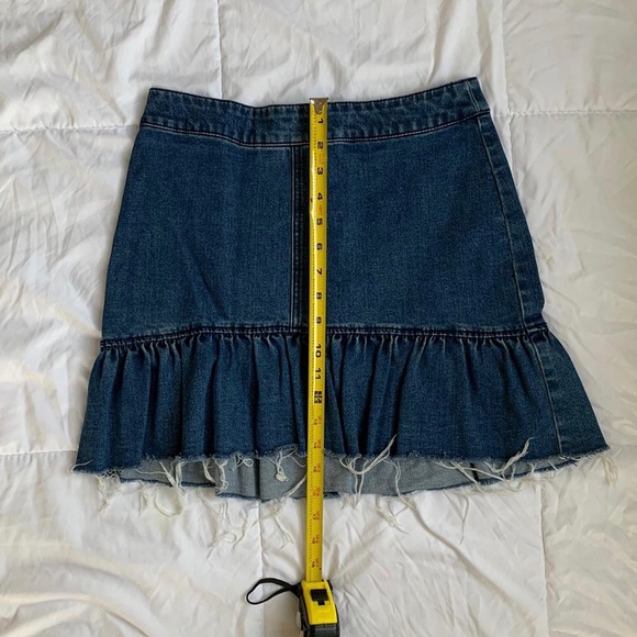 Frayed Denim Flounce Mini Skirt - Picture 5 of 6